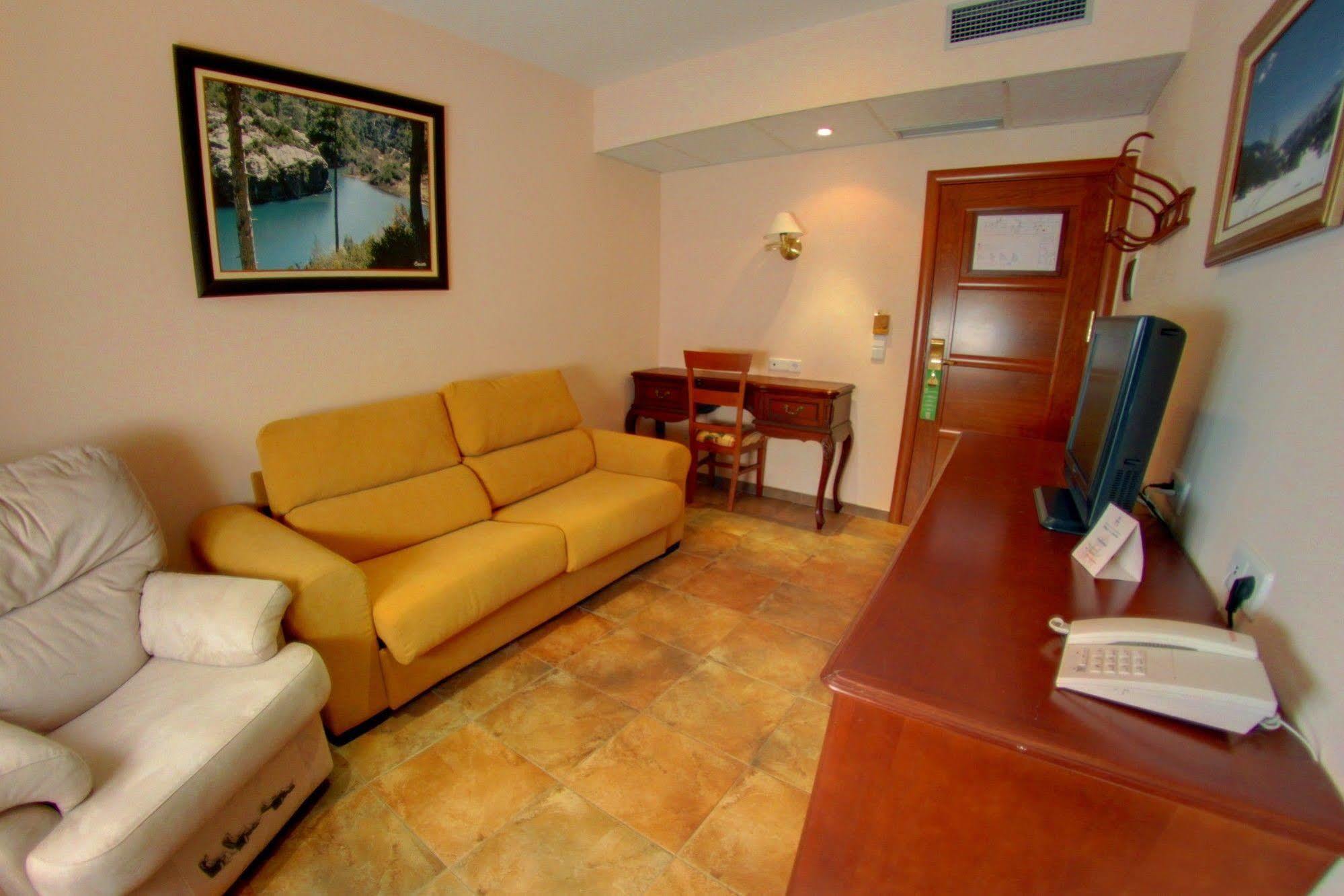 Hotel Balneario Parque De Cazorla Arroyo Frío Eksteriør bilde